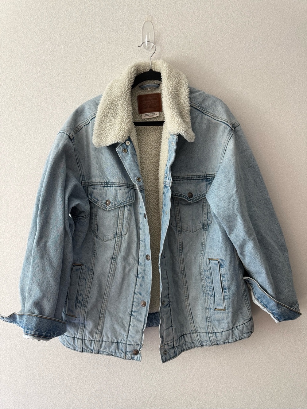 Levi's Oversized Sherpa Trucker Jacket